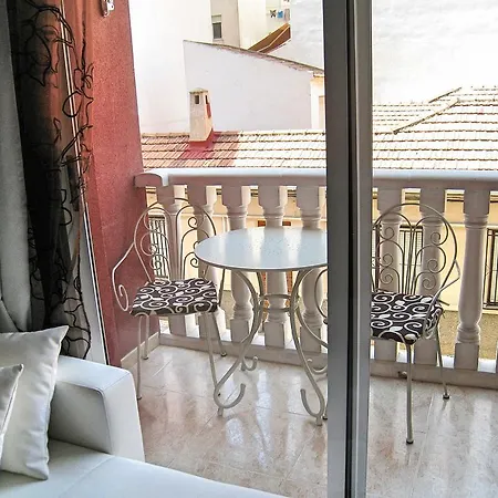 Lenas Pedro Lorca Lägenhet *